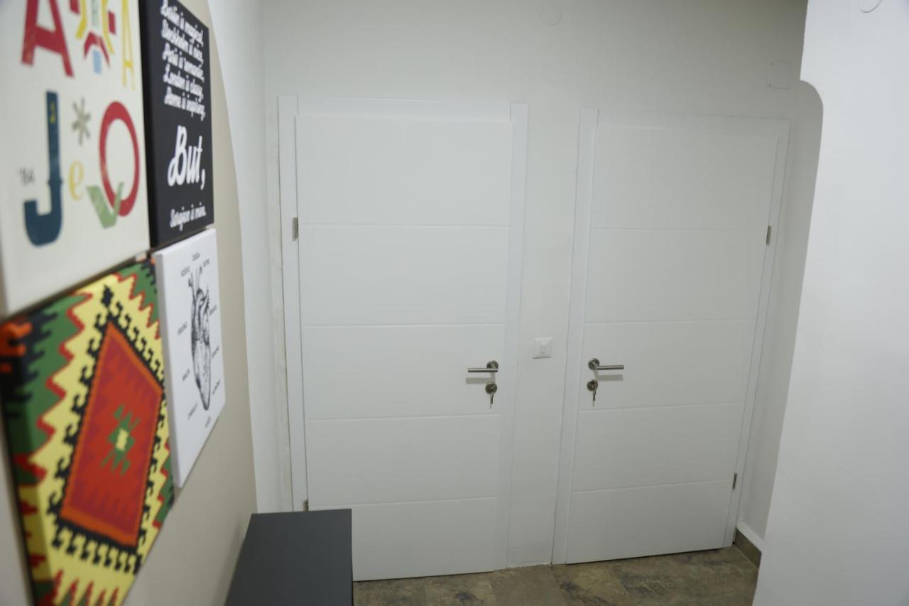 Blue And Rose Cozy - Quiet In The Best Location - Self Check-In - 5Th Floor With Elevator Sarajevo Exterior photo