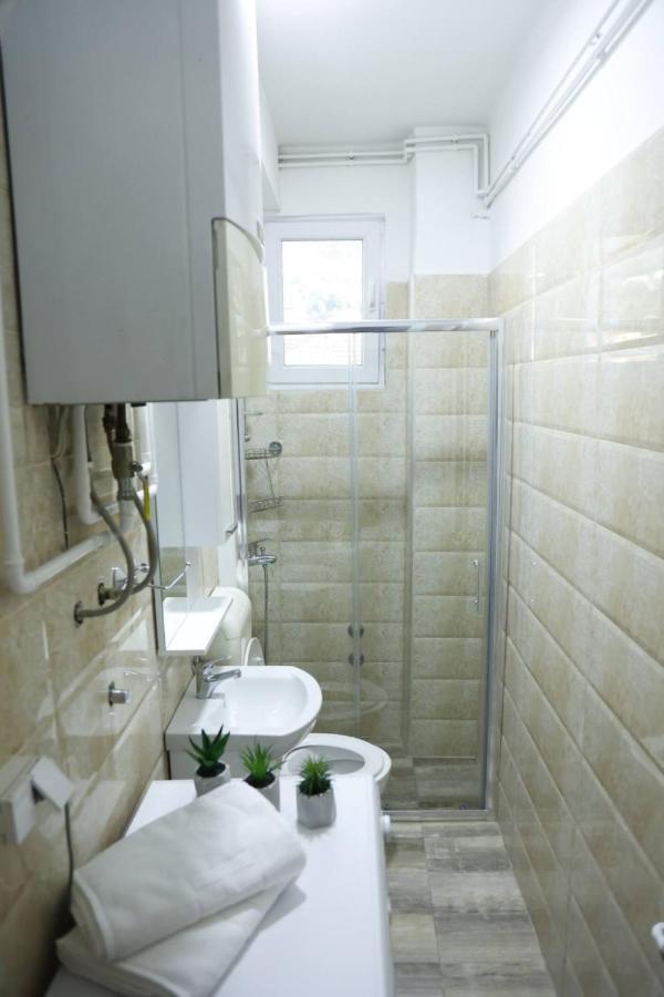 Blue And Rose Cozy - Quiet In The Best Location - Self Check-In - 5Th Floor With Elevator Sarajevo Exterior photo